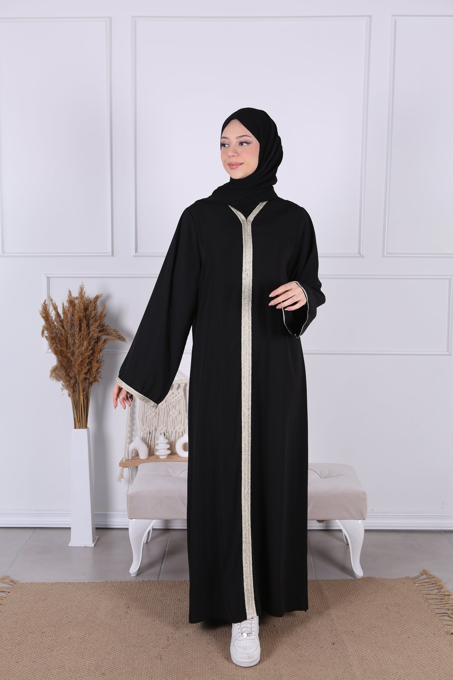 Abaya lisérée doré
