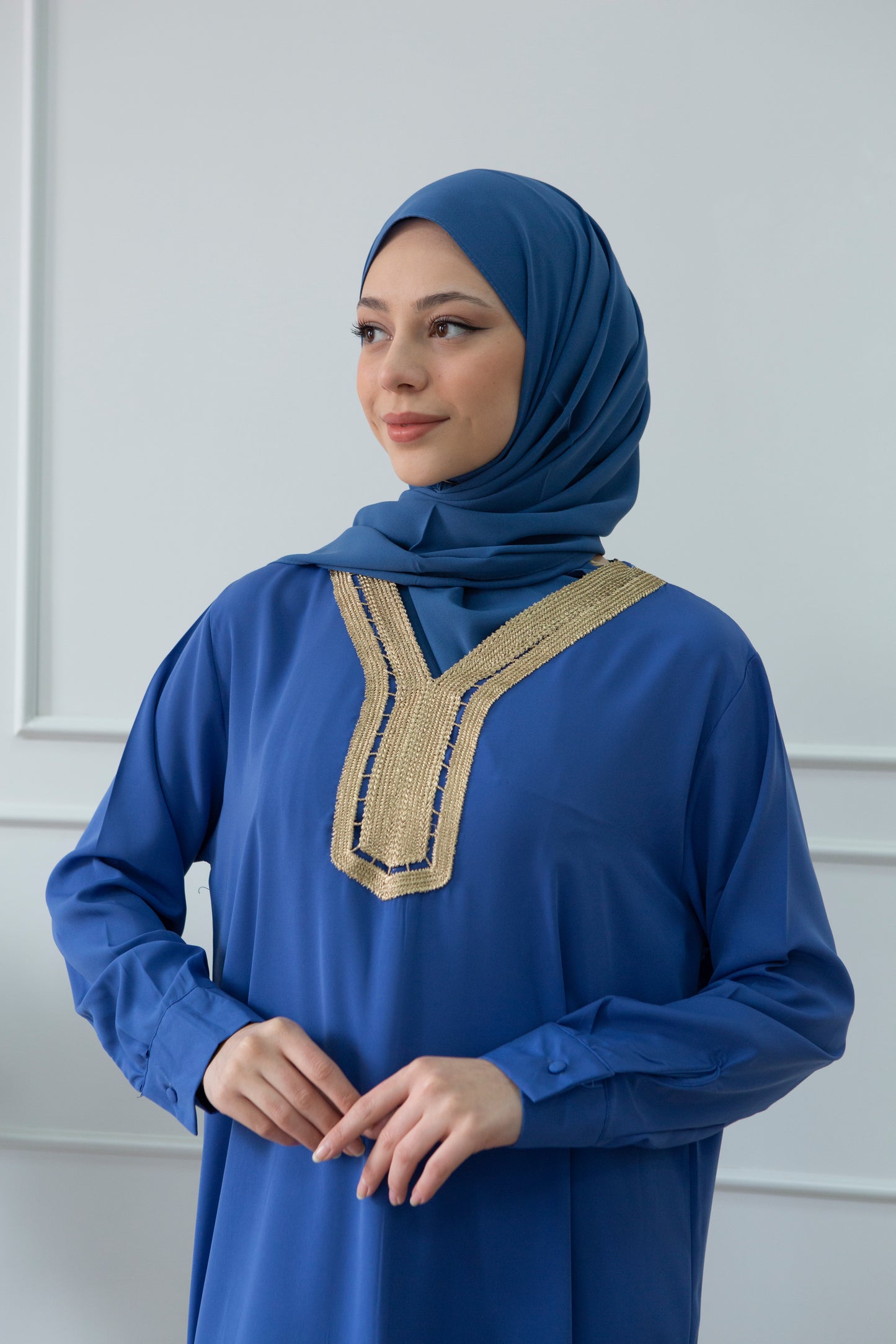 Abaya brodée